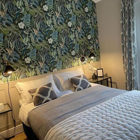 No 73 Aparthotel By Condokeeper Кеймбридж Екстериор снимка