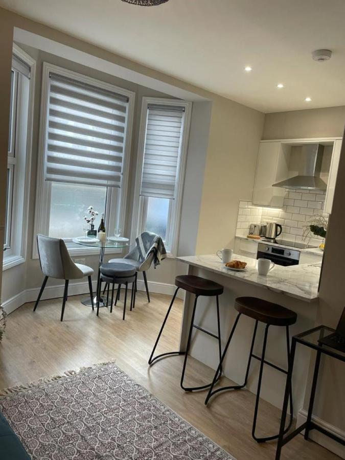No 73 Aparthotel By Condokeeper Кеймбридж Екстериор снимка