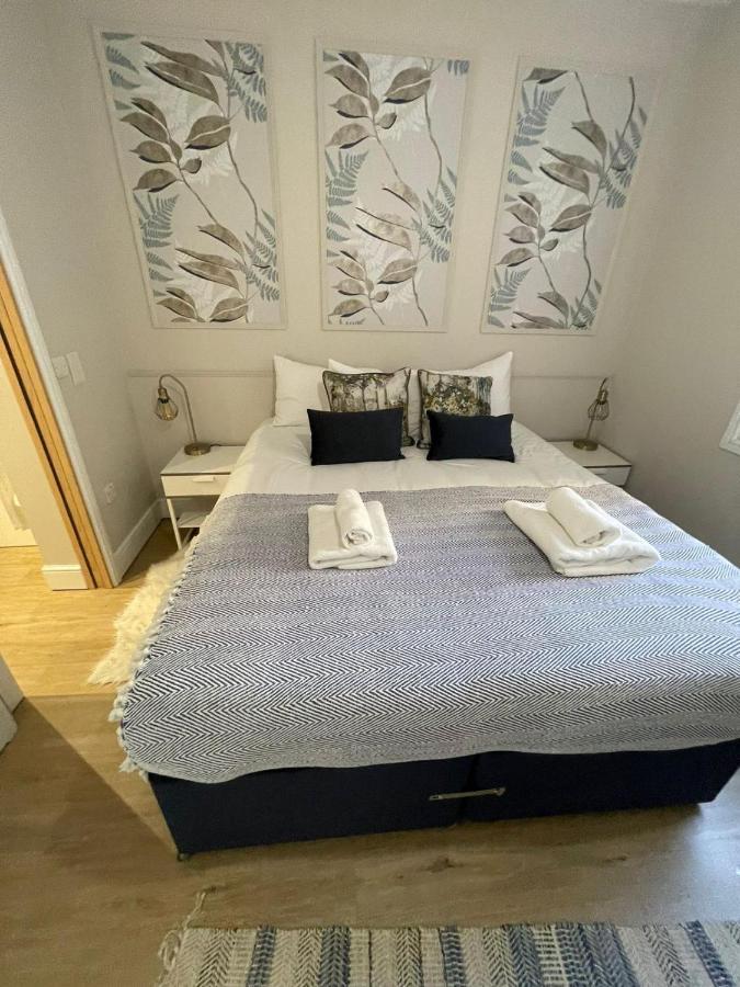 No 73 Aparthotel By Condokeeper Кеймбридж Екстериор снимка
